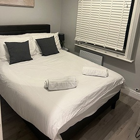 Airbnb Cleaner UK